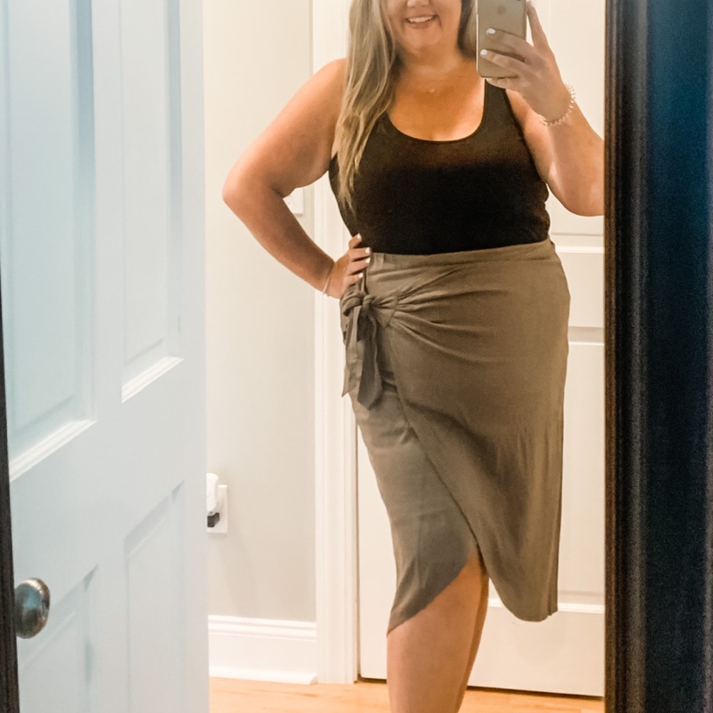 Dark taupe woven wrap pencil skirt
